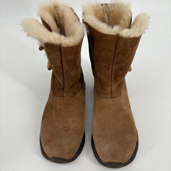 Abeo Lite Juneau Tan Sheepskin Shearling Lined Toggle Boots Size 7 Rubber Sole - Picture 2 of 8